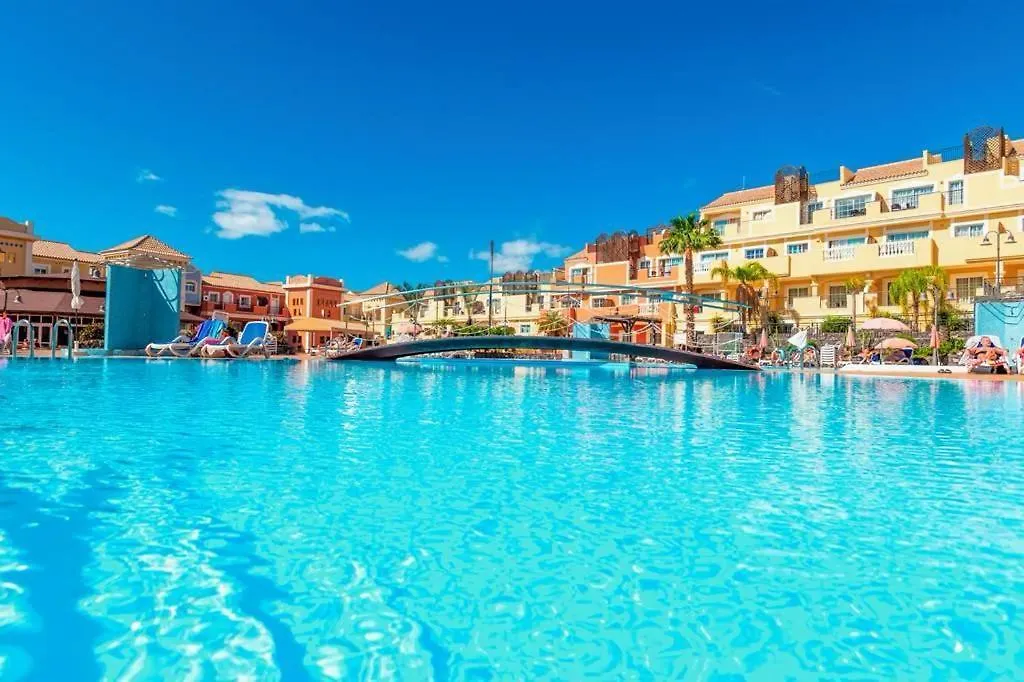 Prime Las Americas Getaway - Apartment With Huge Private Terrace & Pool Access Los Cristianos